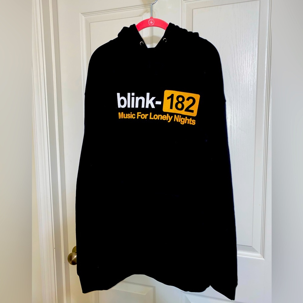 BLINK-182 // Lonely Nights Black Hoodie